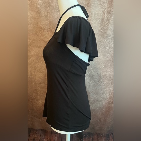 Candie's Tops - Candies sexy black top  Sz Med